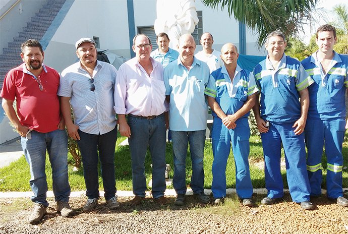 trabalhadores_sabesp_monte_aprasivel_com_diretor_ceara_690_zyon