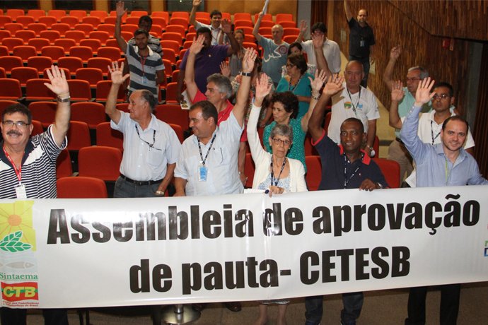 img_sintaema_cetesb_trabalhadores_aprovam_a_pauta_30_-3_2016