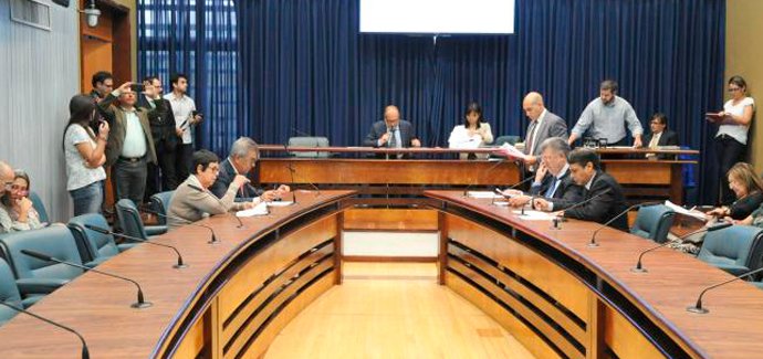 destaque_audiencia_publica_em_defesa_de_ribeirao_do_colegio_23_05_2016