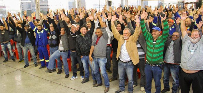 destaque_trabalhadores_aceitam_tratado_escala_de_revesamento_sabesp_20_07_2016