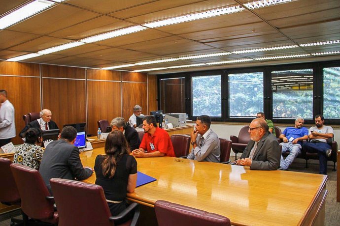 sintaema_sabesp_audiencia_trt_vale_alimentacao_plano_carreira_14_021_2017